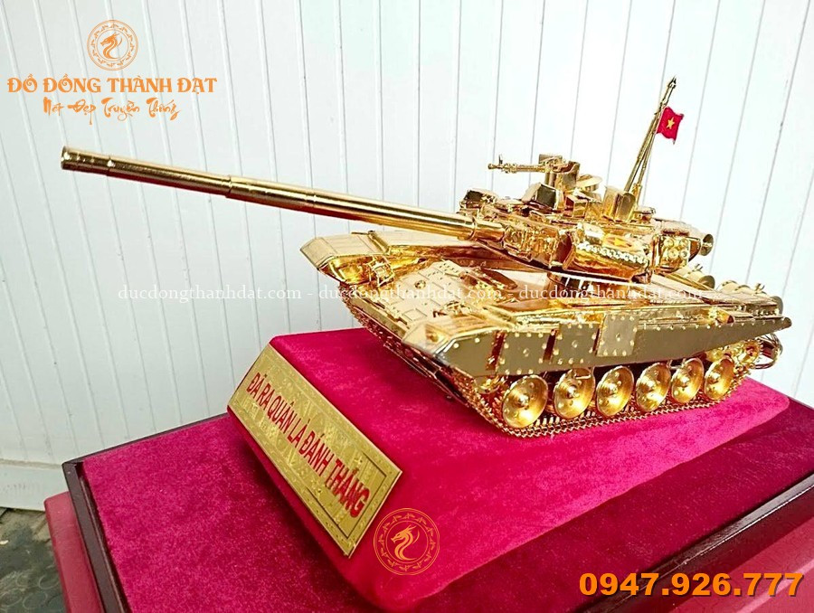 Mô Hình Thiết Bị, Vũ Khí Quân Sự Bằng Đồng Mạ Vàng – Quà Tặng Cao Cấp Mang Dấu Ấn Sức Mạnh Và Niềm Tự Hào Dân Tộc 5 Mo Hinh Xe Tang T90 Ma Vang 24k