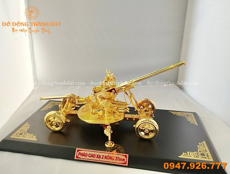 Mô Hình Thiết Bị, Vũ Khí Quân Sự Bằng Đồng Mạ Vàng – Quà Tặng Cao Cấp Mang Dấu Ấn Sức Mạnh Và Niềm Tự Hào Dân Tộc 12 Photo 13 2026 06 21 15 25 50