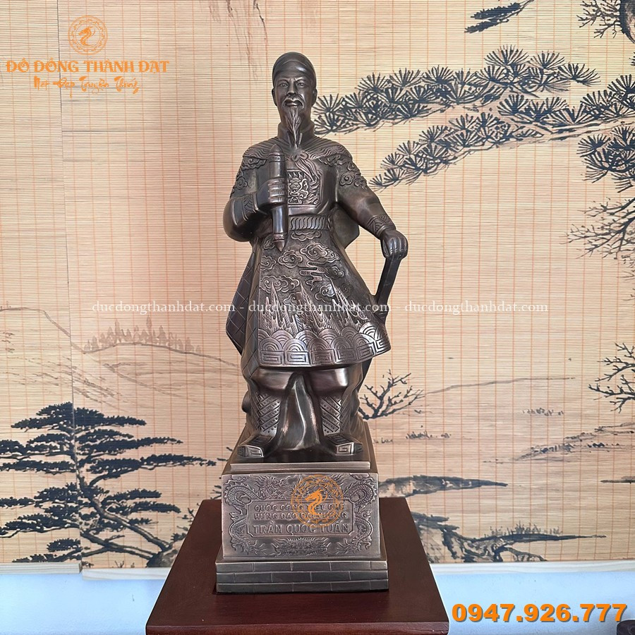 Top những mẫu tượng Trần Hưng Đạo bằng đồng đẹp nhất hiện nay ? 5 Tuong Dong Tran Quoc Tuan Mau Hun Co 60cm (1)