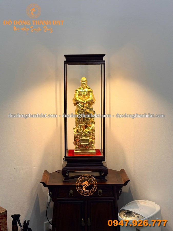 Tượng Đức Thánh Trần Bằng Đồng Đặt Bàn Làm Việc – 3 Mẫu Đẹp, Ý Nghĩa 14 Tuong Duc Thanh Tran Bang Dong Mau Hun Gia Co (11)