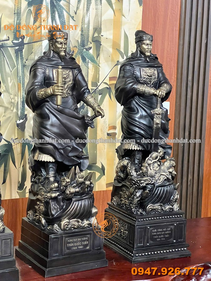Tượng Đức Thánh Trần Bằng Đồng Đặt Bàn Làm Việc – 3 Mẫu Đẹp, Ý Nghĩa 8 Tuong Duc Thanh Tran Bang Dong Mau Hun Gia Co (15)