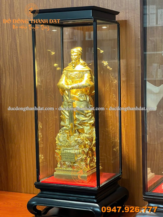 Tượng Đức Thánh Trần Bằng Đồng Đặt Bàn Làm Việc – 3 Mẫu Đẹp, Ý Nghĩa 4 Tuong Duc Thanh Tran Dat Vang 24k (1)