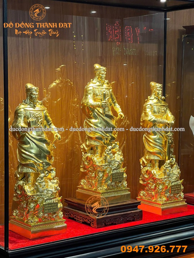 Tượng Đức Thánh Trần Bằng Đồng Đặt Bàn Làm Việc – 3 Mẫu Đẹp, Ý Nghĩa 1 Tuong Duc Thanh Tran Dat Vang 24k (6)